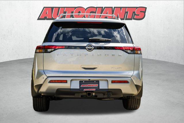 new 2025 Nissan Pathfinder car, priced at $41,416