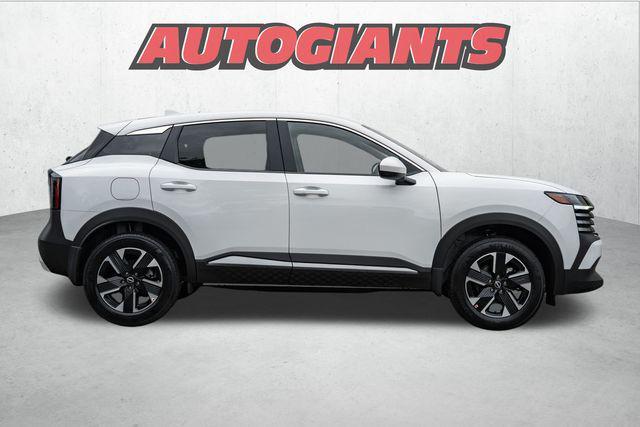 new 2025 Nissan Kicks car, priced at $27,180