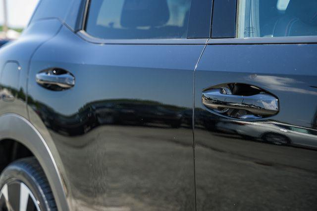 new 2025 Nissan Kicks car, priced at $29,510