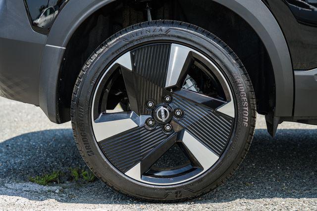 new 2025 Nissan Kicks car, priced at $29,510