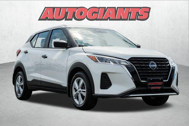 new 2025 Nissan Kicks car, priced at $23,760