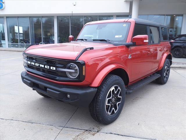 new 2023 Ford Bronco car, priced at $60,555