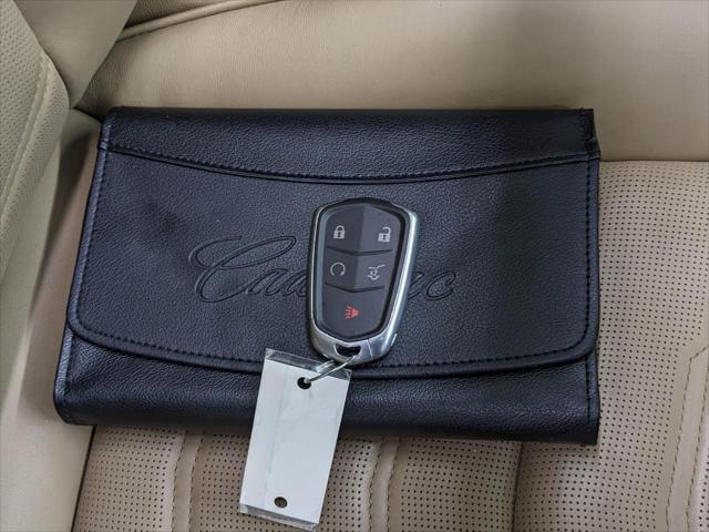 used 2023 Cadillac XT6 car, priced at $42,790