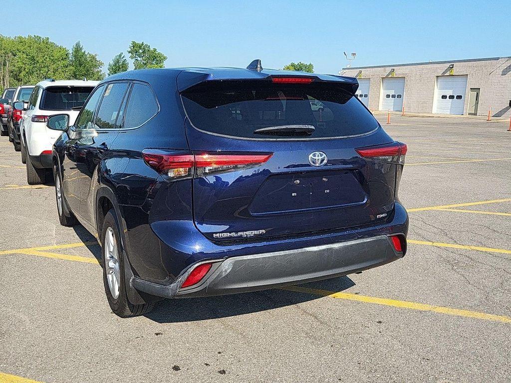 used 2022 Toyota Highlander car
