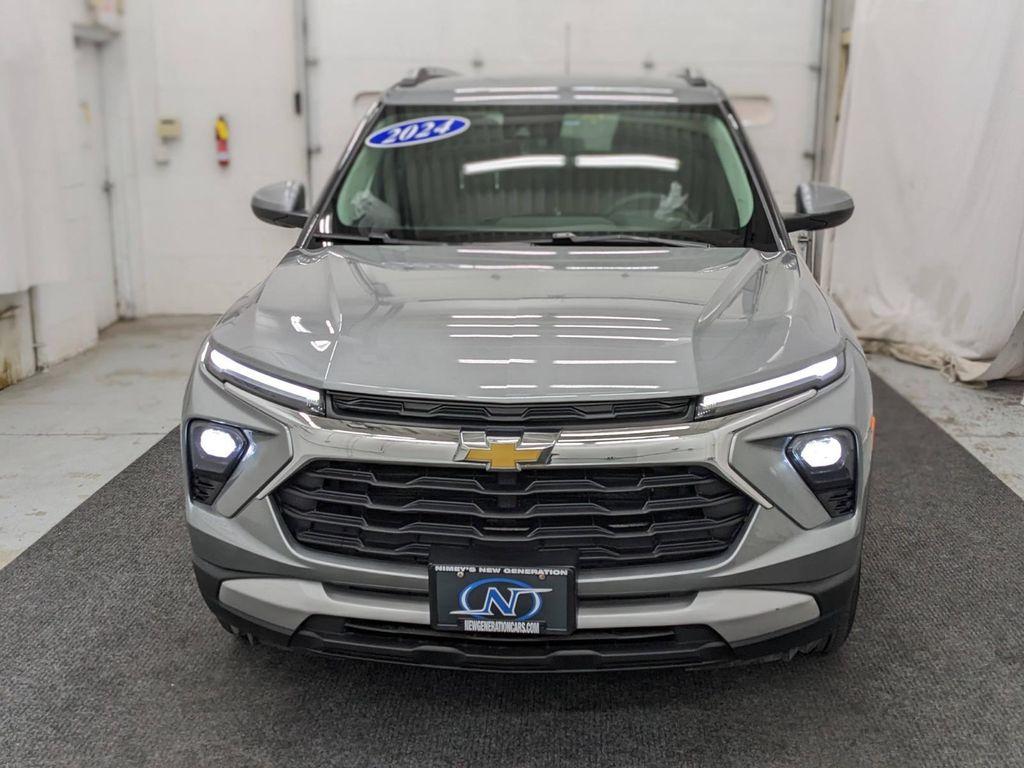 used 2024 Chevrolet TrailBlazer car, priced at $25,490