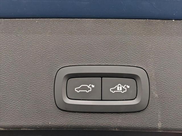 used 2024 Volvo XC40 car, priced at $33,790