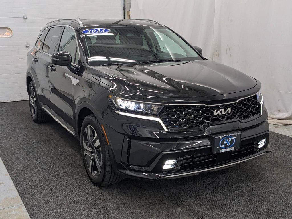 used 2023 Kia Sorento Hybrid car, priced at $30,990