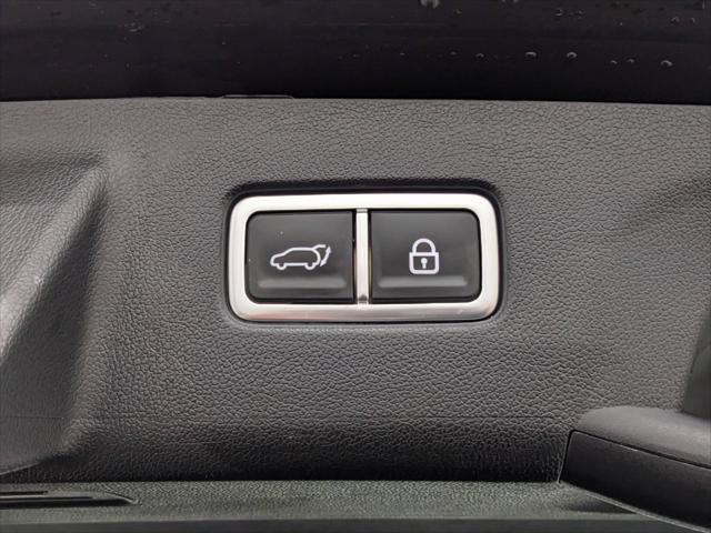 used 2023 Kia Sorento Hybrid car, priced at $32,990