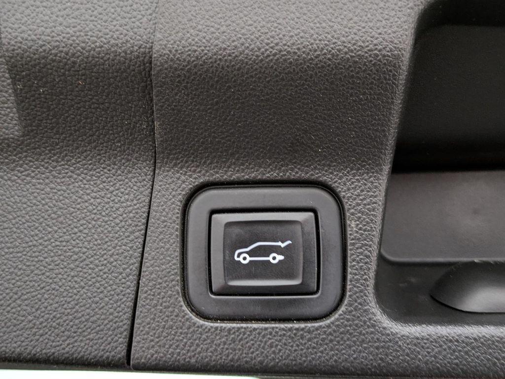 used 2022 GMC Acadia car, priced at $28,490
