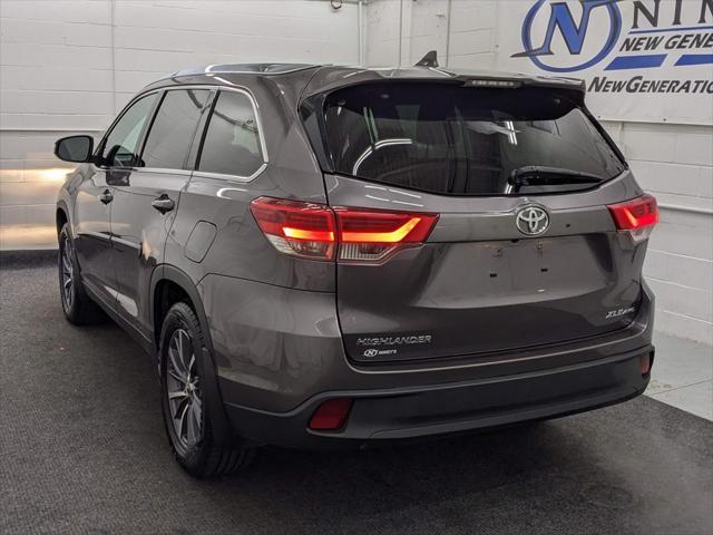 used 2019 Toyota Highlander car, priced at $25,650