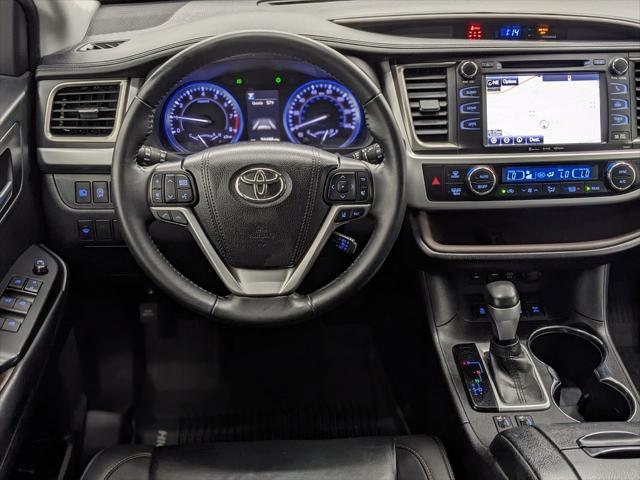 used 2019 Toyota Highlander car, priced at $25,650