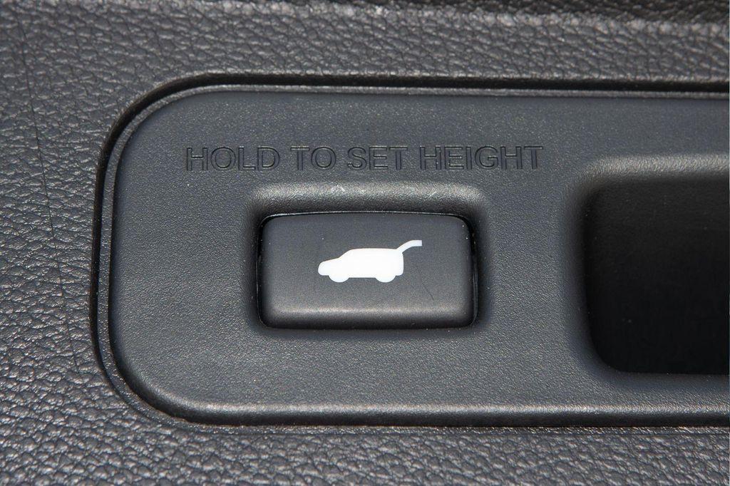 used 2023 Honda Odyssey car, priced at $31,900
