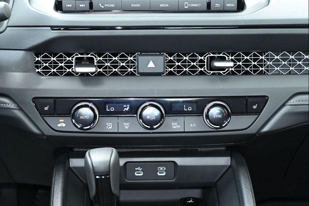 new 2025 Honda Accord car, priced at $31,865