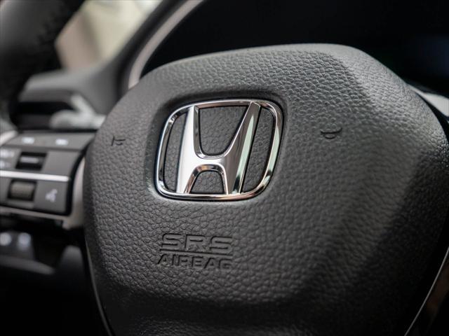 new 2025 Honda Pilot car, priced at $49,835