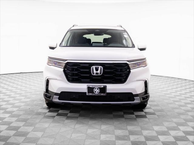 new 2025 Honda Pilot car, priced at $49,835