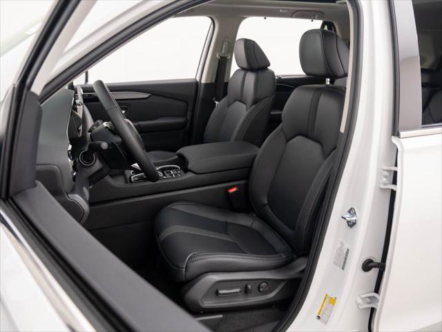 new 2025 Honda Pilot car, priced at $49,835