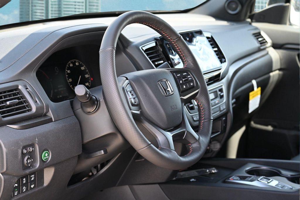 new 2025 Honda Ridgeline car, priced at $51,285