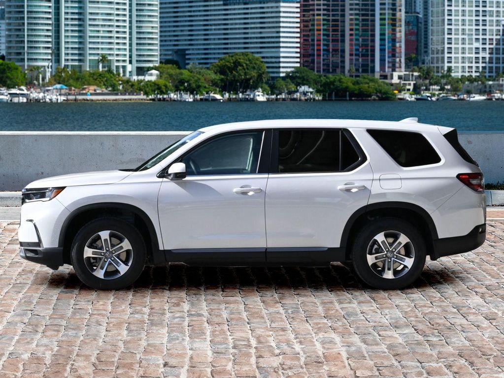 new 2025 Honda Pilot car, priced at $44,838