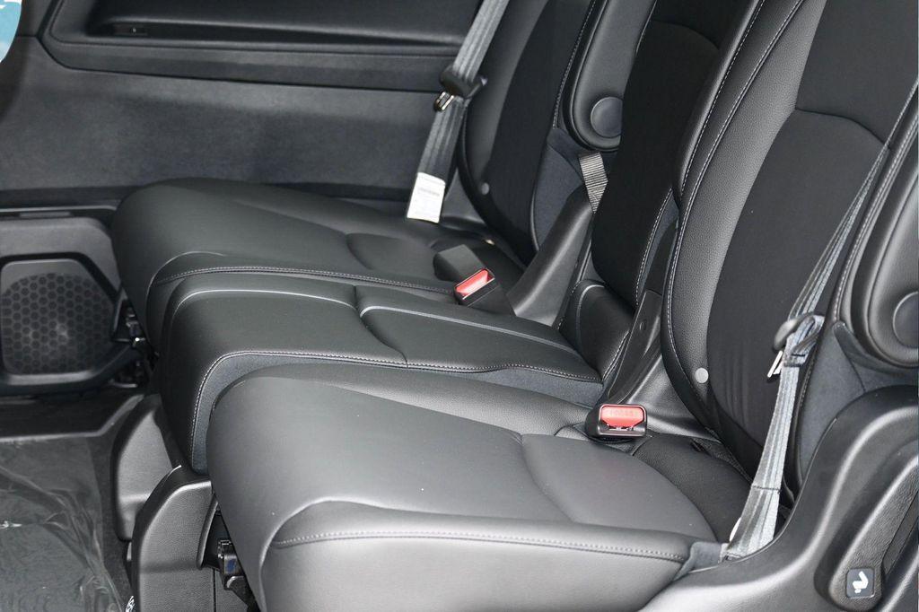 new 2026 Honda Odyssey car, priced at $43,847