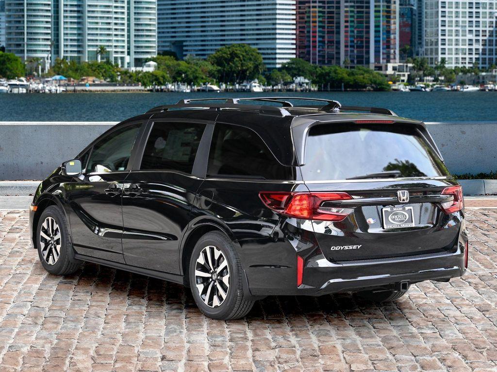 new 2026 Honda Odyssey car, priced at $43,847