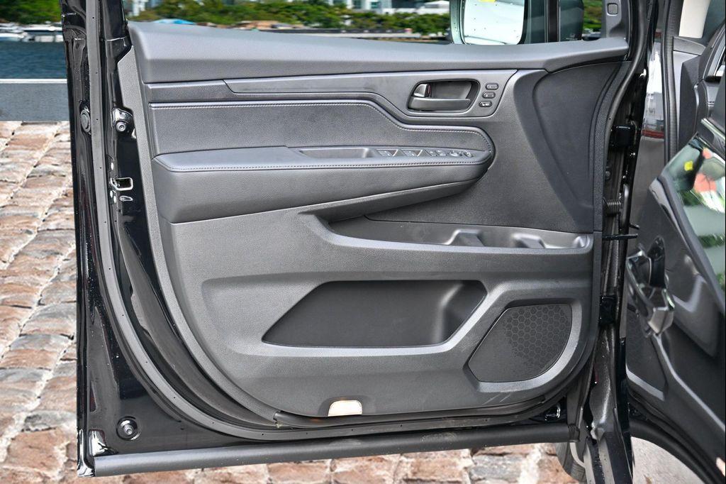 new 2026 Honda Odyssey car, priced at $43,847