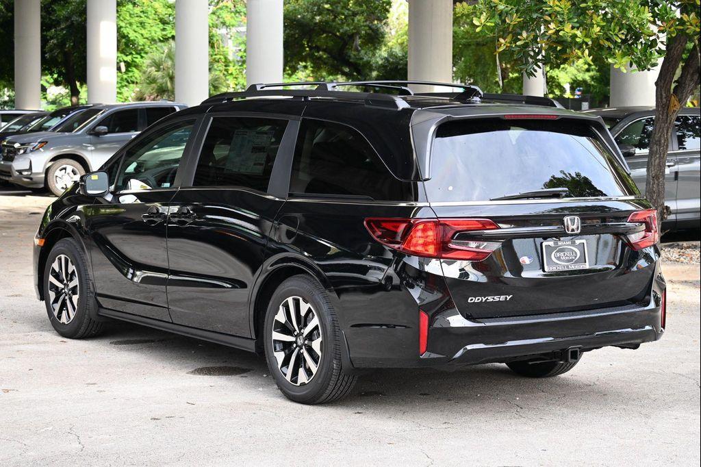 new 2026 Honda Odyssey car, priced at $43,847