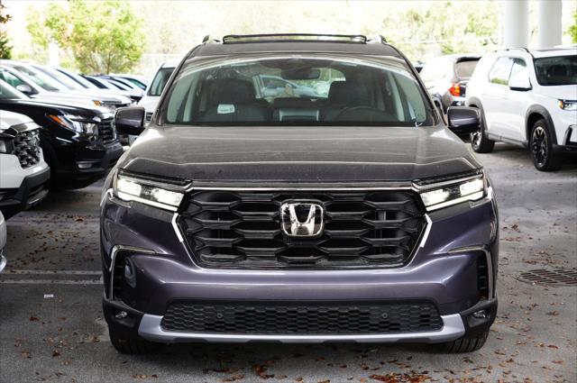 new 2025 Honda Pilot car, priced at $48,595