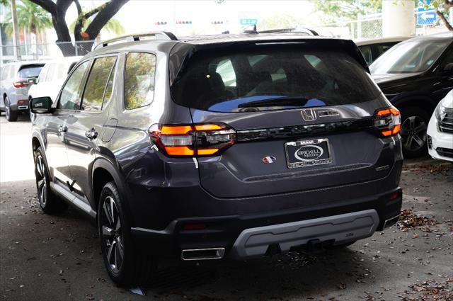 new 2025 Honda Pilot car, priced at $48,595