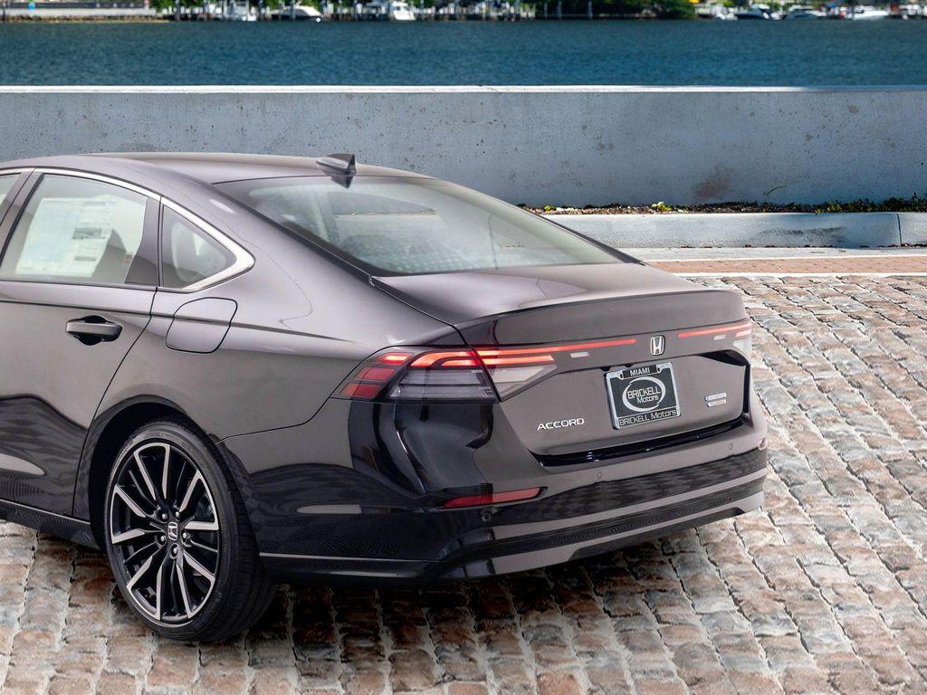 new 2025 Honda Accord Hybrid car, priced at $40,150