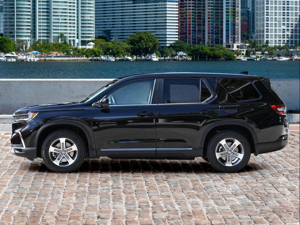 new 2025 Honda Pilot car, priced at $44,695