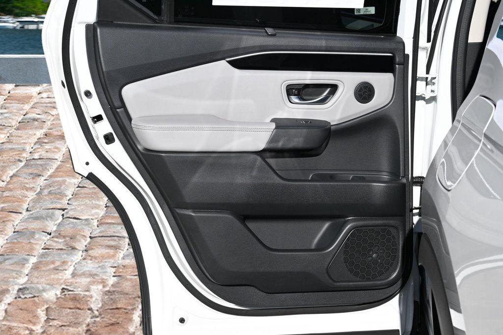 new 2025 Honda Pilot car, priced at $42,723