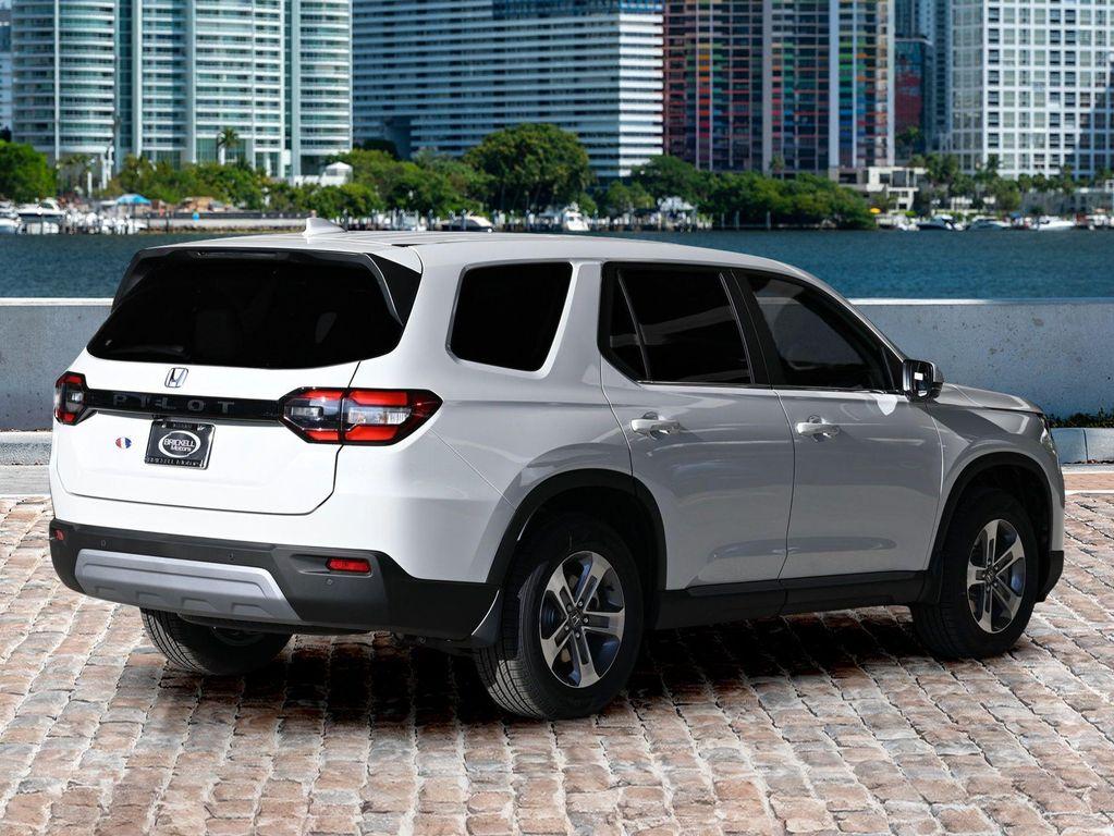 new 2025 Honda Pilot car, priced at $42,723