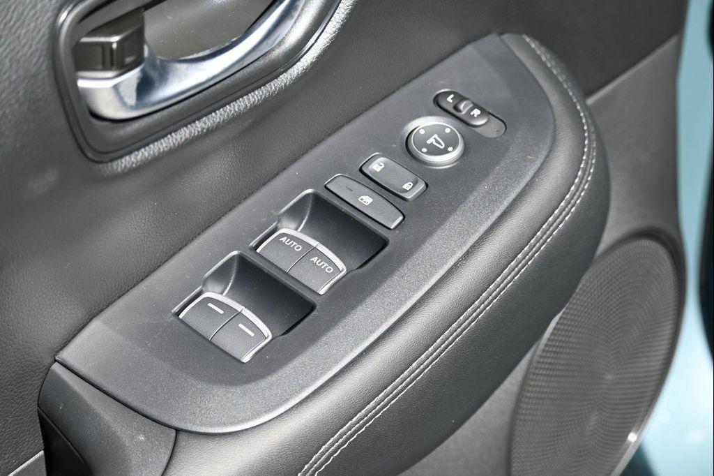 new 2026 Honda HR-V car, priced at $30,943