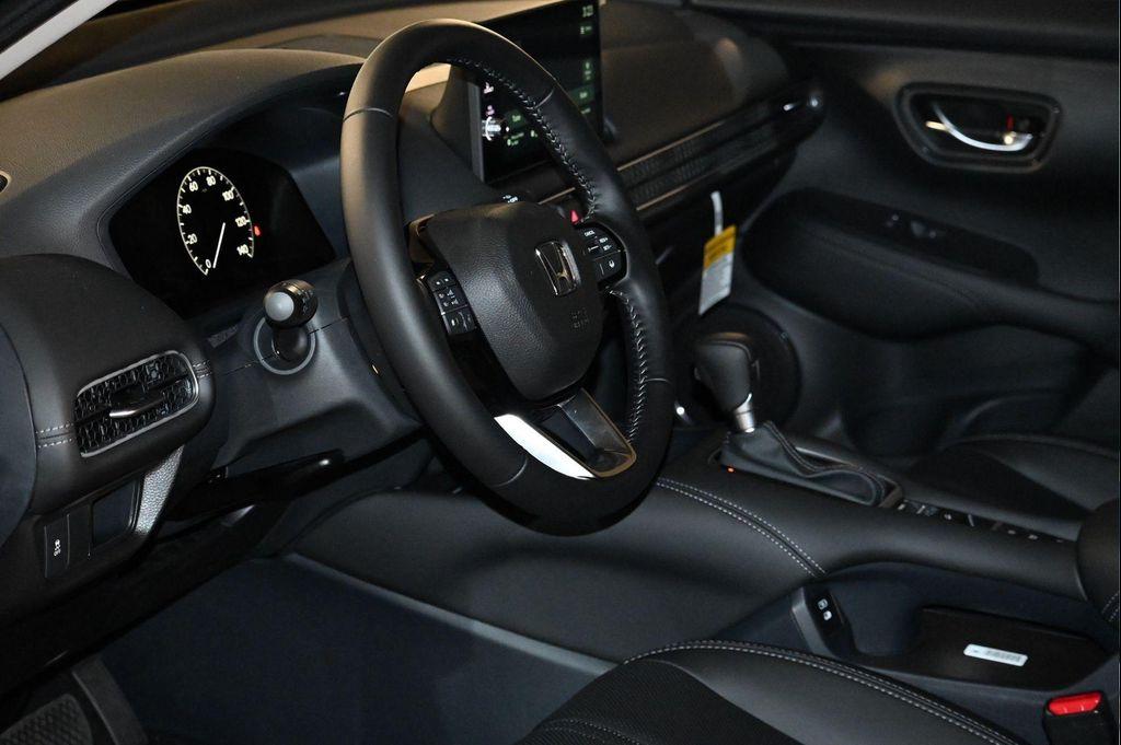 new 2025 Honda HR-V car, priced at $28,999