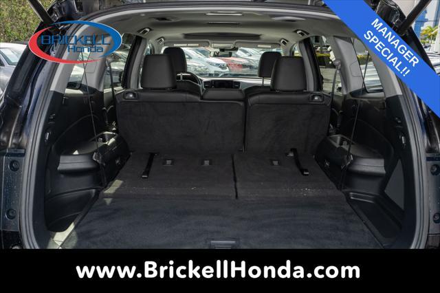 used 2022 Honda Pilot car, priced at $29,900