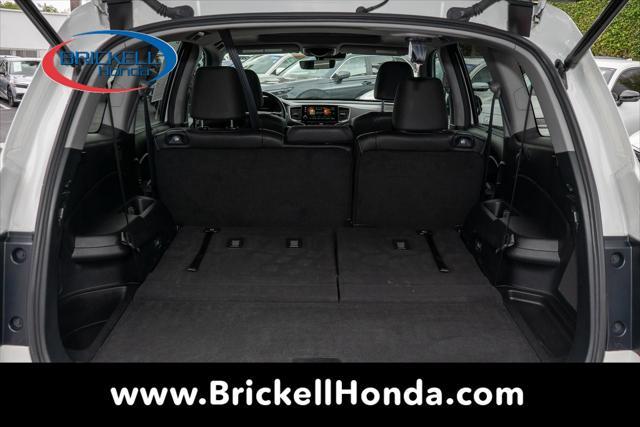 used 2022 Honda Pilot car, priced at $31,000