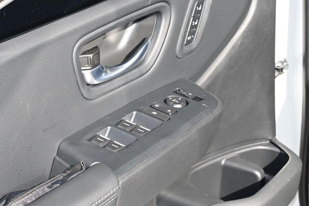 new 2025 Honda Pilot car, priced at $41,919