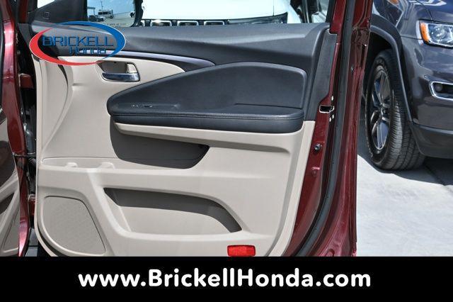 used 2022 Honda Pilot car, priced at $27,690