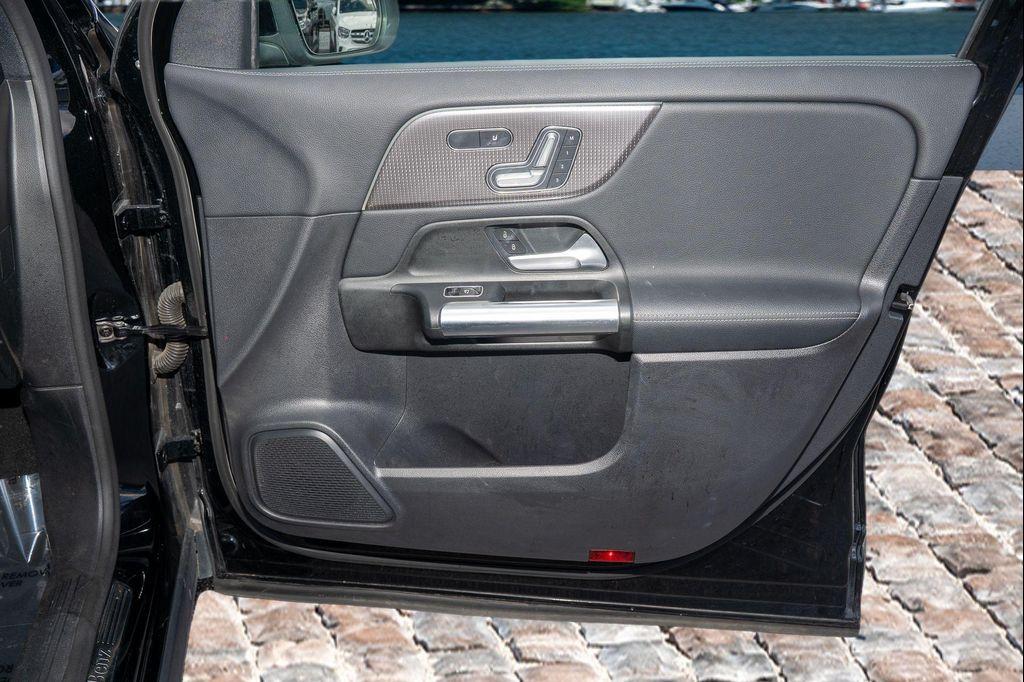 used 2021 Mercedes-Benz GLA 250 car, priced at $21,443
