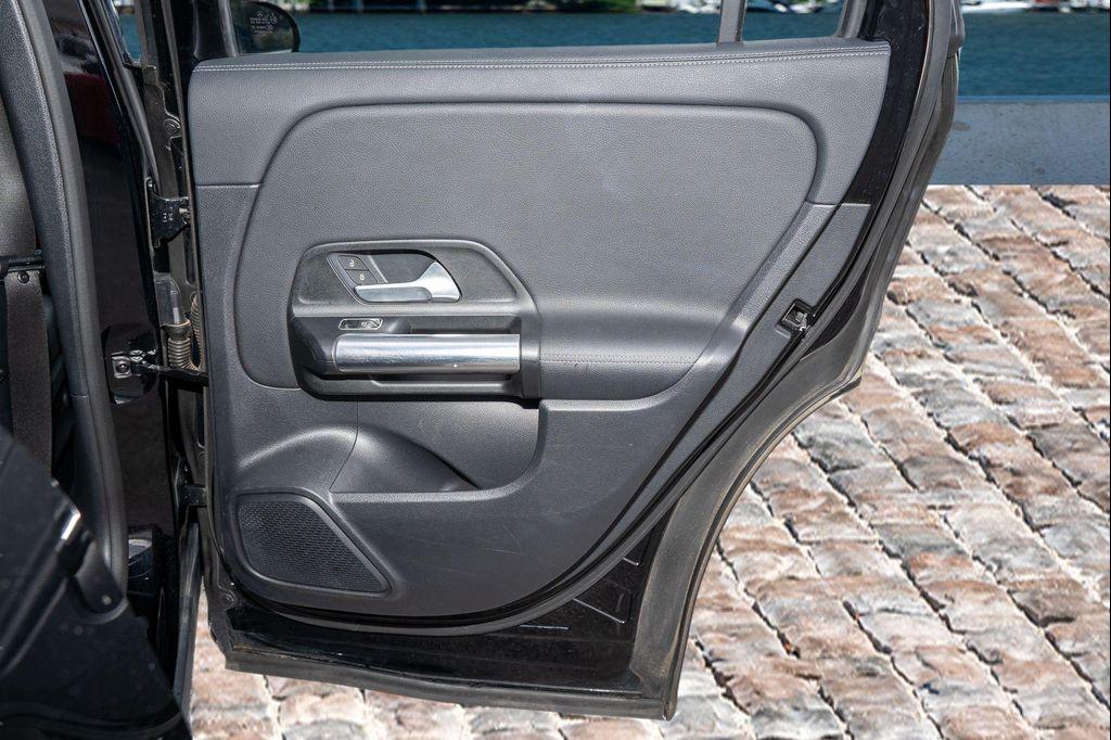 used 2021 Mercedes-Benz GLA 250 car, priced at $21,443