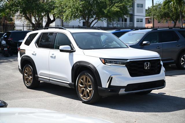 new 2024 Honda Pilot car, priced at $48,295