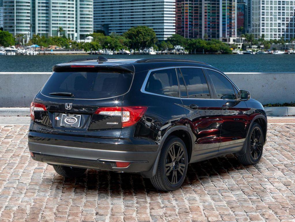 used 2022 Honda Pilot car, priced at $27,900