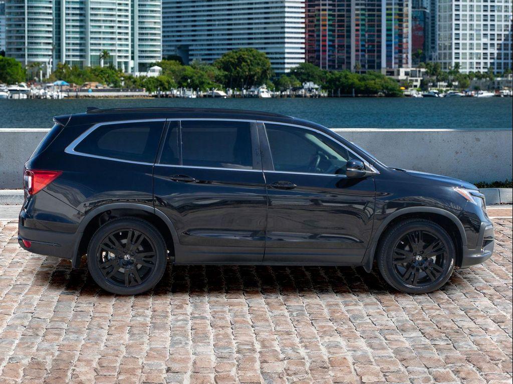 used 2022 Honda Pilot car, priced at $27,900