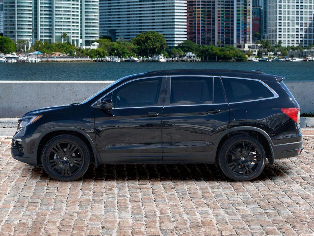 used 2022 Honda Pilot car, priced at $27,900