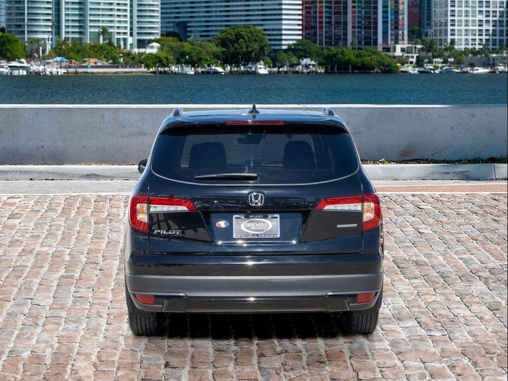 used 2022 Honda Pilot car, priced at $27,900