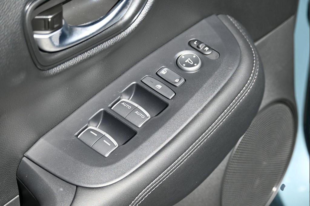 new 2026 Honda HR-V car, priced at $29,986