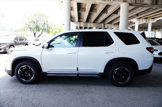 new 2025 Honda Pilot car, priced at $44,595