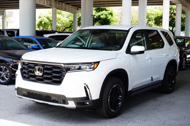 new 2025 Honda Pilot car, priced at $44,595