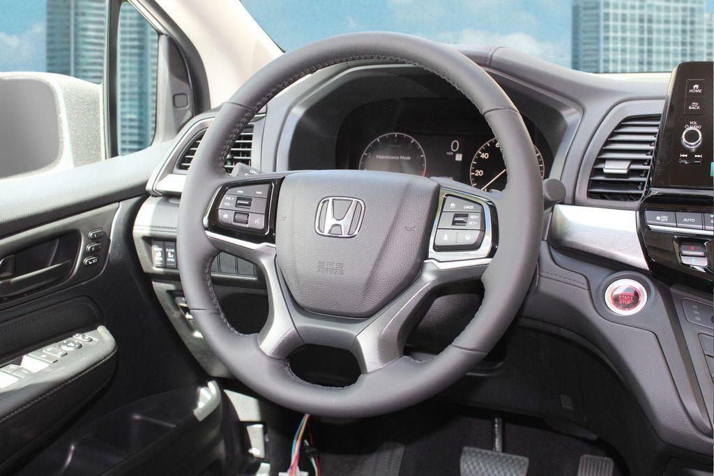 new 2026 Honda Odyssey car, priced at $45,228