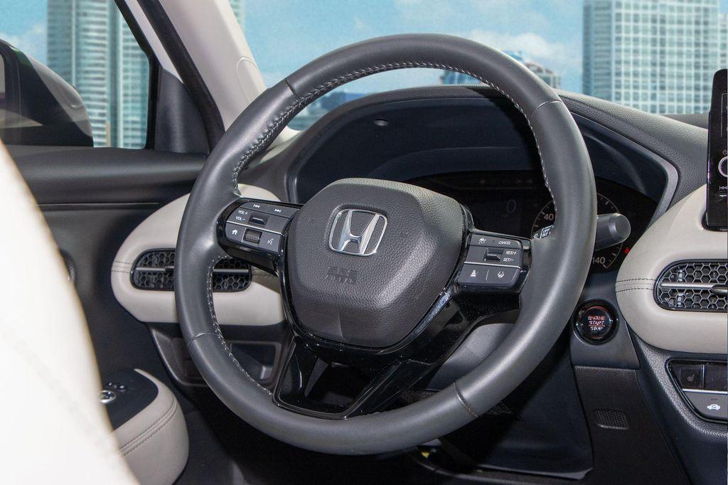 used 2025 Honda HR-V car, priced at $27,400